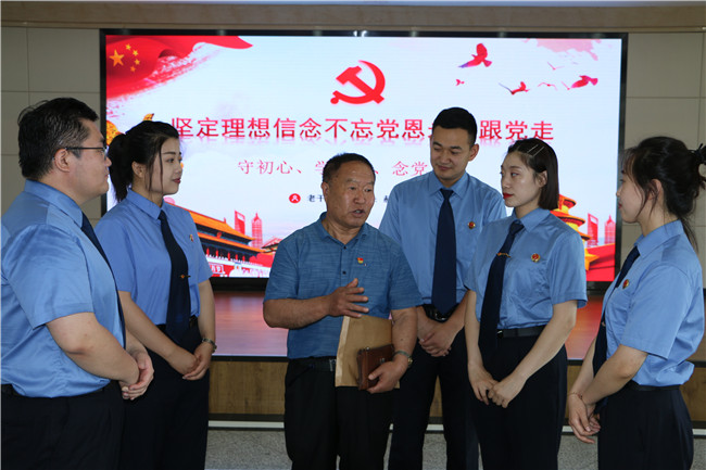张军:以“三个自觉”抓好检察机关教育整顿试点工作